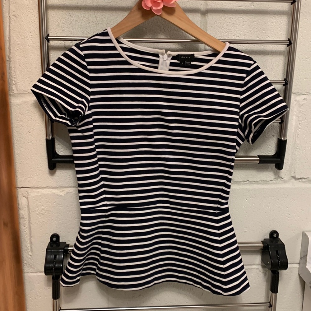 ❤️ Beautiful Theory peplum top